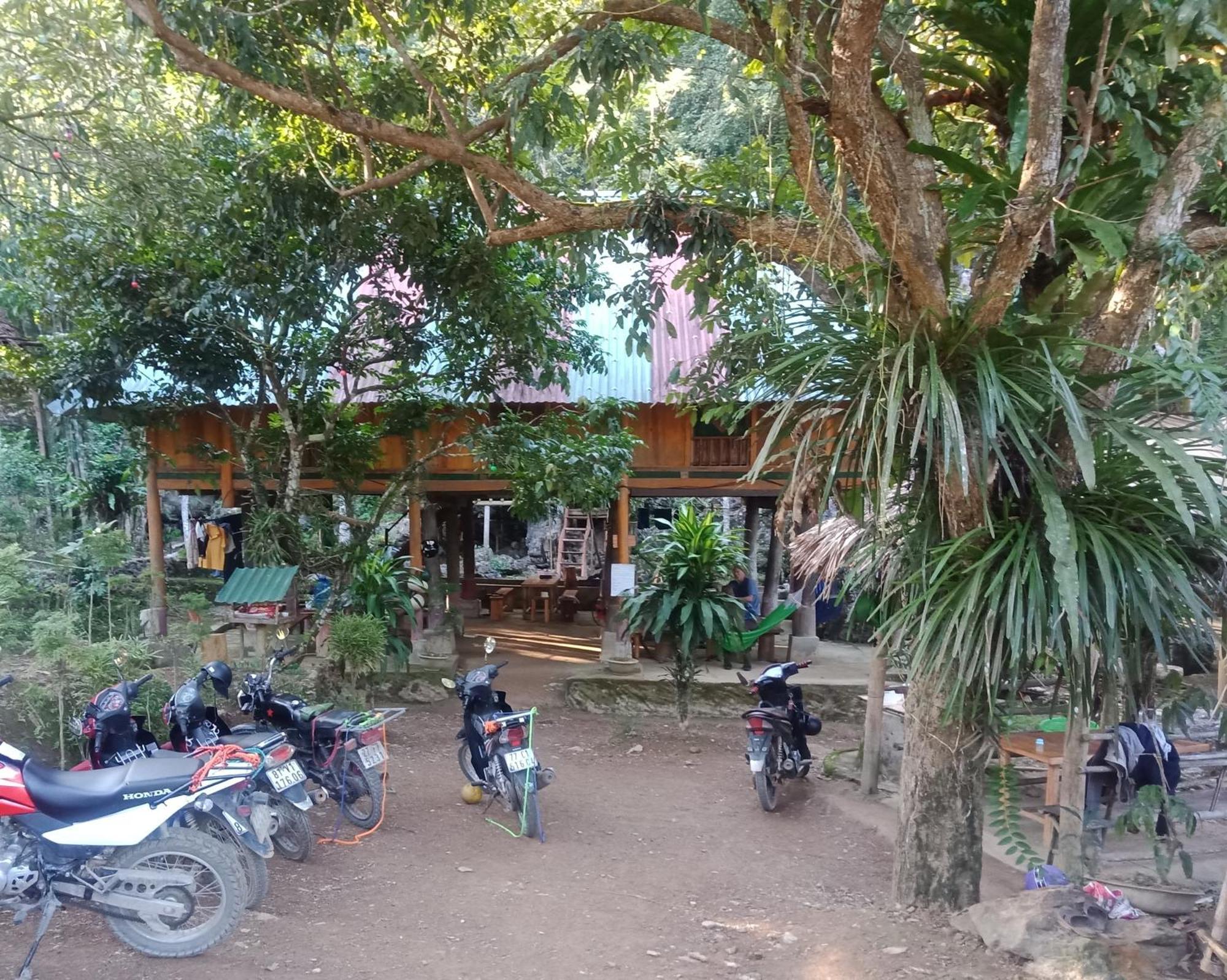 Pu Luong Jungle King 1 Homestay Exterior photo